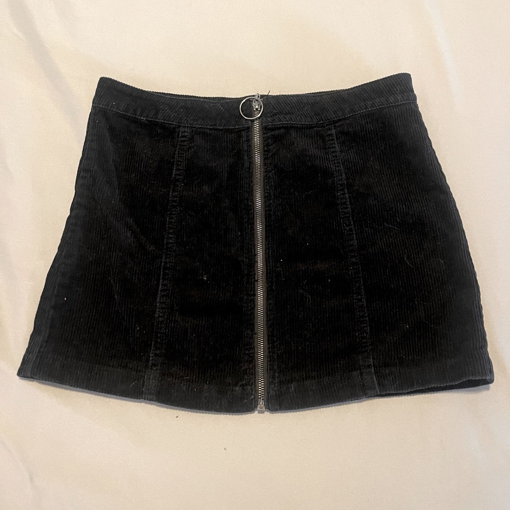 Black velvet / corduroy full zip skirt forever 21 large
